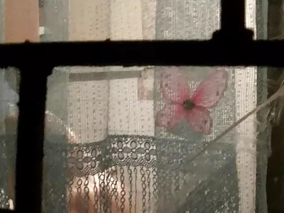 ঝরনা হট হট সেক্স ভিডিও facefucking এবং সেক্স জন্য একটি সুদৃশ্য শ্যামাঙ্গিনী বেশ্যা